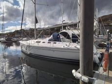 Hunter Legend 38 2007 bilge keel Perfect