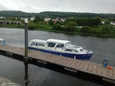 Broom Commander River Cruiser
