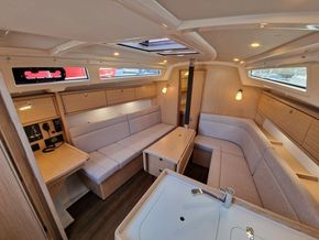 2023 Bavaria 34 Cruiser 14