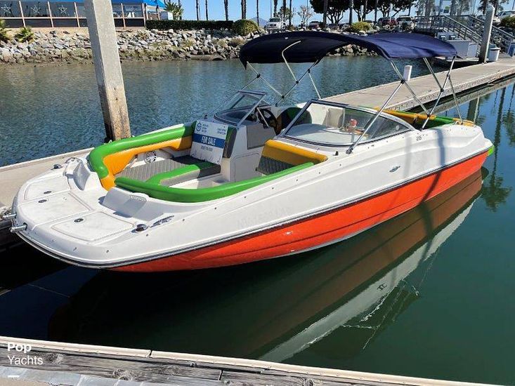 2014 Bayliner 215 deck boat