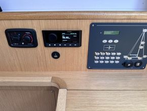 2017 Bavaria 37 Cruiser 34