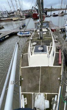 Barbican 33 GRP Sloop with centreboard