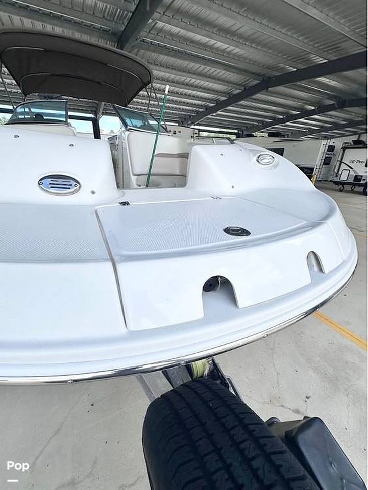 2004 Chaparral 254 sunesta