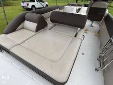 2017 Bayliner Element XR7
