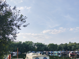 38ft Dutch barge wide beam narrowboat liveaboard