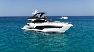 2025 Fairline Squadron 58