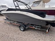 2023 Sea Ray 210 SPXE