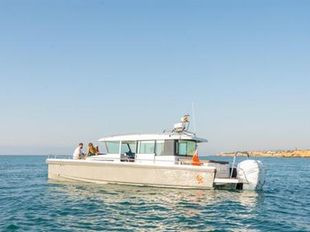 2016 Axopar 37 XC Cross Cabin