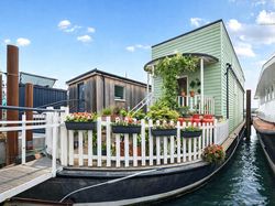 Unique Riverside Living on the Medway