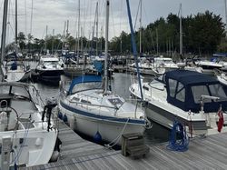 Moody 29 - Fin Keel Version