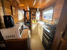 Dolffin Glas-41ft 1994 R & D Fabrications 4 berth traditional stern na