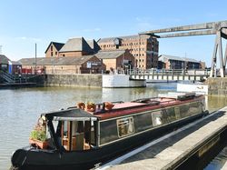 FAST SALE NEEDED - 45ft Trad Liverpool Narrowboat