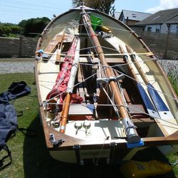 Bass boat VGC New 5hp. Engine.