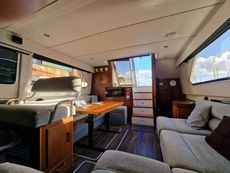 Motor Yacht Fairline Turbo 36 Aft Cabin Flying Bridge