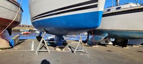 Antifouling on and ready to go...