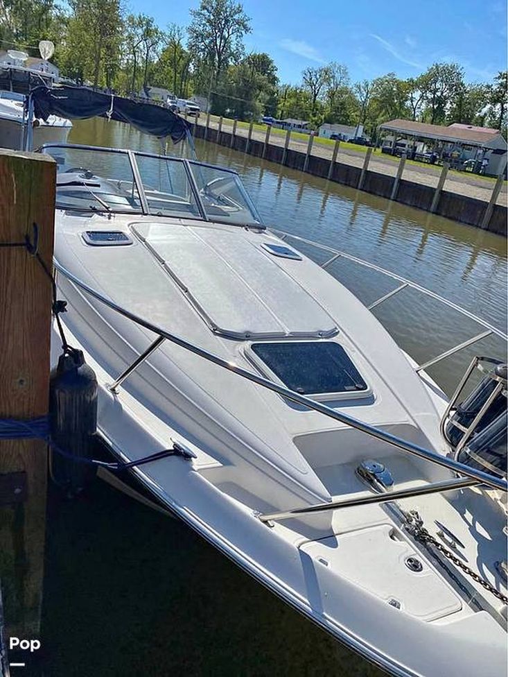 2006 Regal 2765 commodore