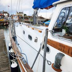 Liveaboard motor sailor sole bay 36