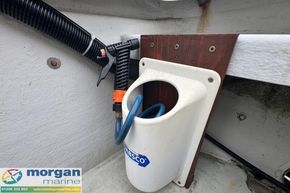 Hardy-Fishing-24-Extended-Wheelhouse-deck-hose