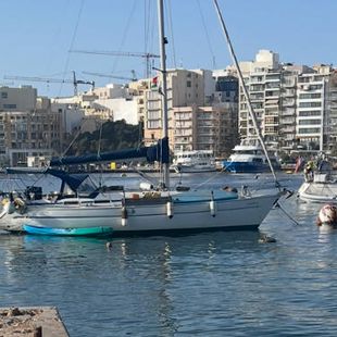 Bavaria 38 Holiday | J&J Design | Never Chartered | Mediterranean Base