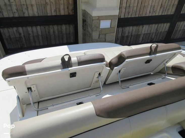 2014 Bayliner 215 deck boat