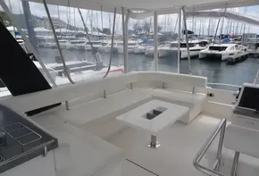 Leopard 43 Powercat 2020 model, spacious cockpit with white seating, docked at marina.