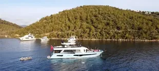 1989 Custom Eser Yat