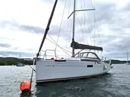 2015 Jeanneau Sun Odyssey 349