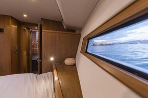 Manufacturer Provided Image: Wauquiez Pilot Saloon 48