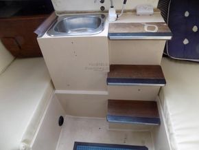 Pegasus 700  - Galley