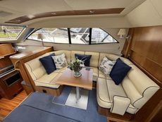 Broom 395