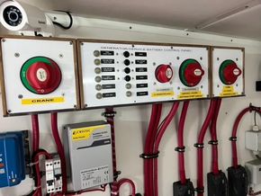 Battery Isolators x 3 banks + crane