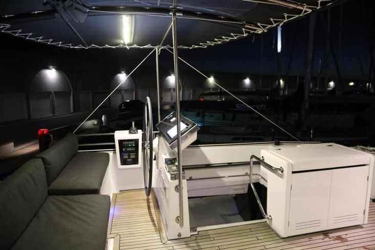 2020 Lagoon 620