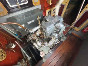 Narrowboat 59ft Mid Engine Trad Tug  - Engine