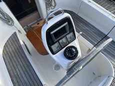 2005 Bavaria 30 Cruiser