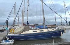 Barbican 33 GRP Sloop with centreboard