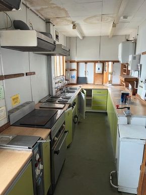Full Galley and gear