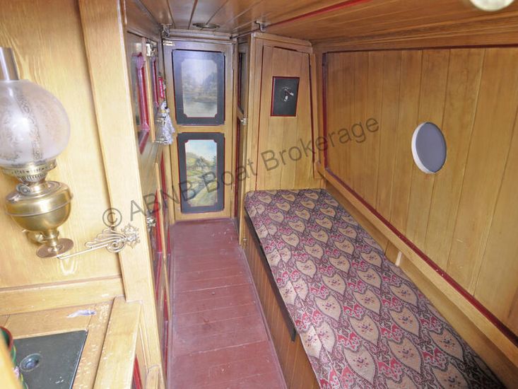 HERBERT, 69ft 9in Tug with boatmans cabin, 2+2 berths