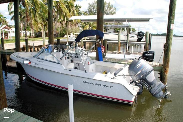 2008 Sea Hunt escape 220 le