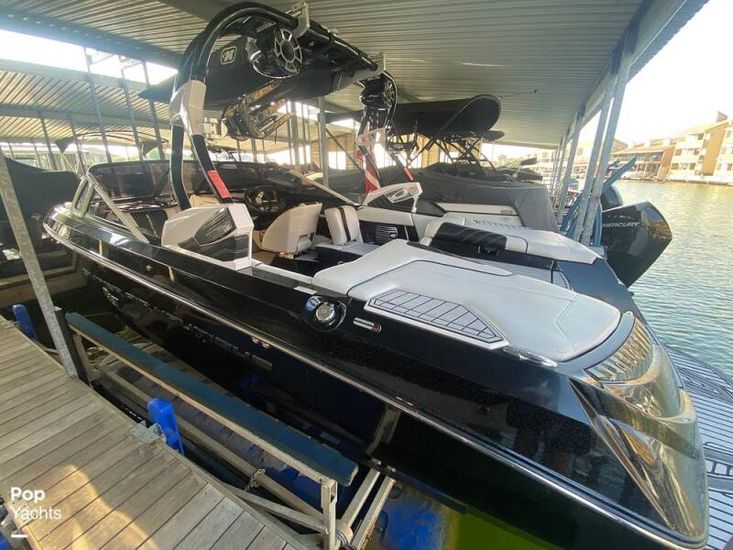 2014 Correct Craft super air nautique g21