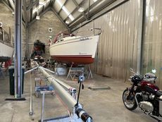 Delphia 29 swing keel yacht