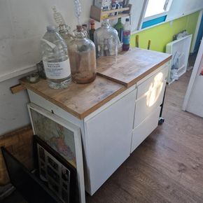 Kitchen Area 2