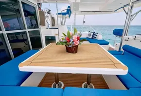 Leopard 48 Cockpit Table