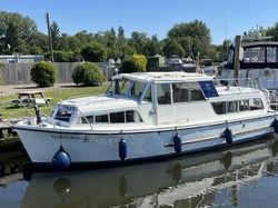 Broom 30