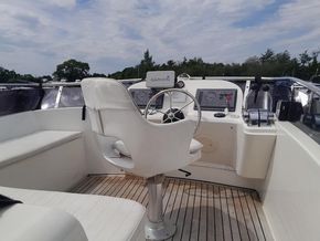 Flybridge 6