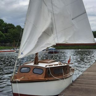 Lysander 17 trailer sailer
