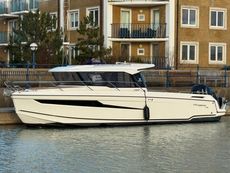 2020 Parker 920 Explorer