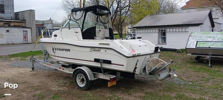 2007 Seaswirl 1851 striper