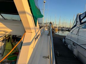 Fairline Targa 34  - Side Deck
