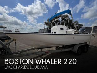2001 Boston Whaler 220 Dauntless