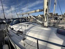 2005 Bavaria 30 Cruiser